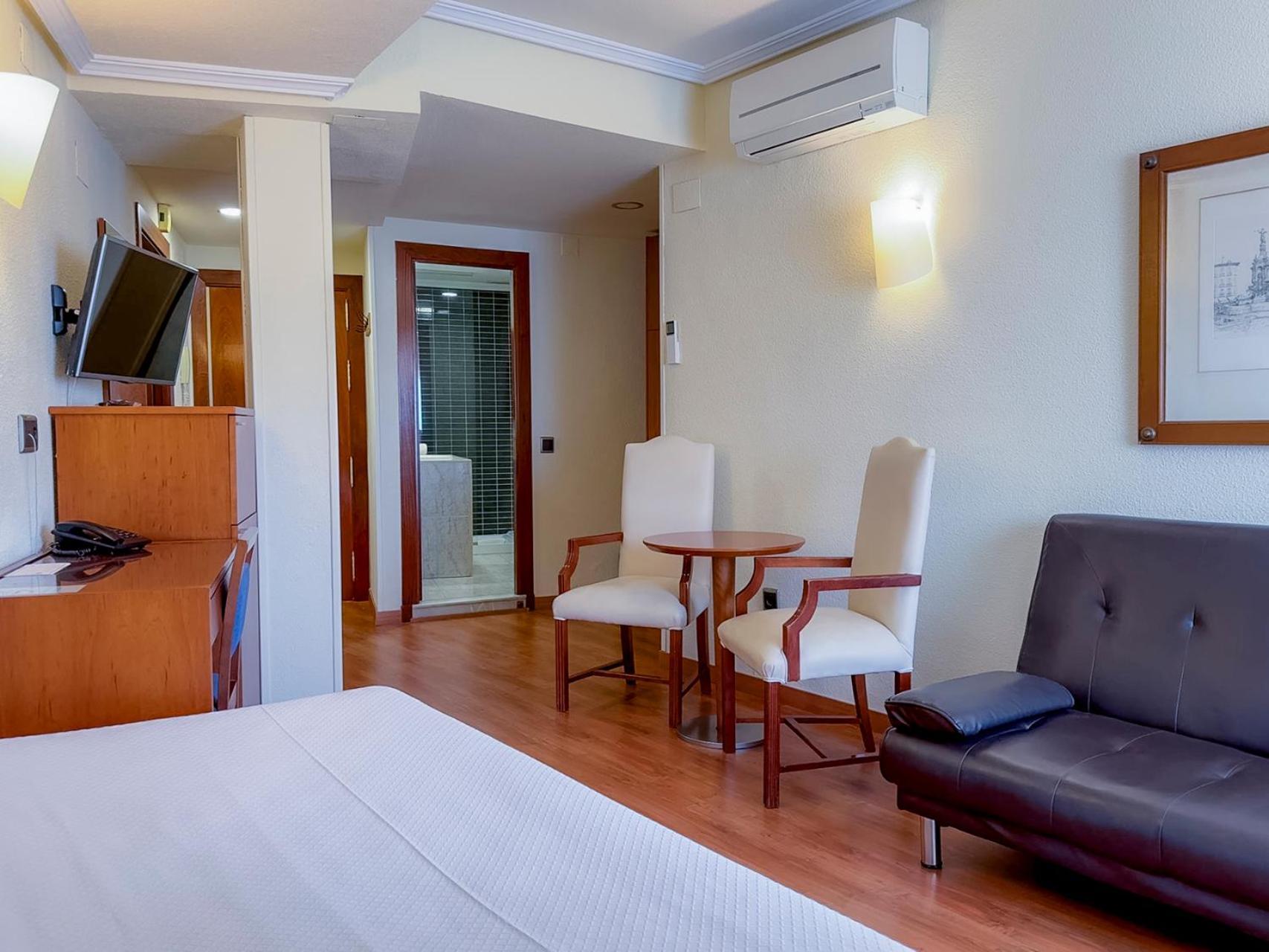 Torreluz Appartement *